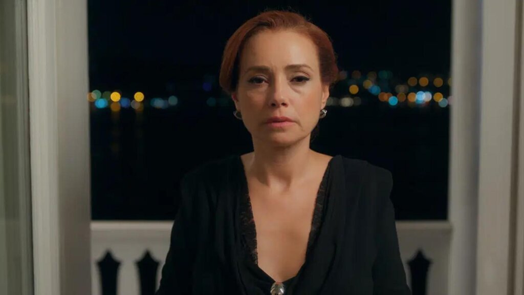 Özgü Namal ve Bioenerji Uzmanı Ercan Han Üşümez Aşk mı Yaşıyor? İşte Detaylar!