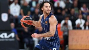 Shane Larkin Sahalardan 6 Hafta Daha Uzak: Anadolu Efes'te Büyük Kayıp!