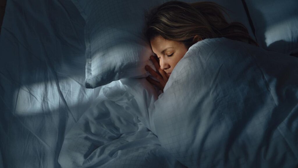 Kesintisiz uyku için 4 adımı keşfedin!