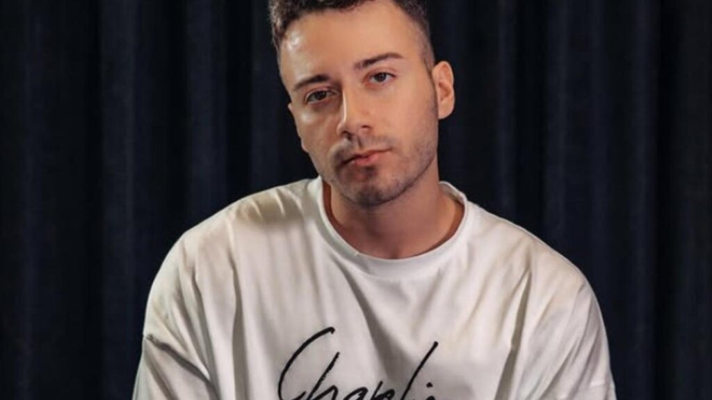 Enes Batur’un Şaşırtan Dönüşü: Görenler Tanıyamadı!