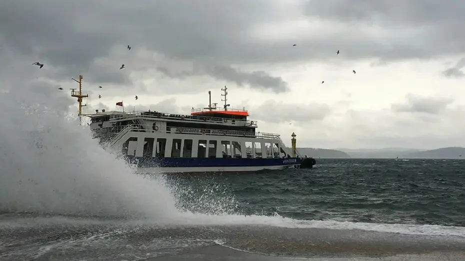 Marmara'da Fırtına