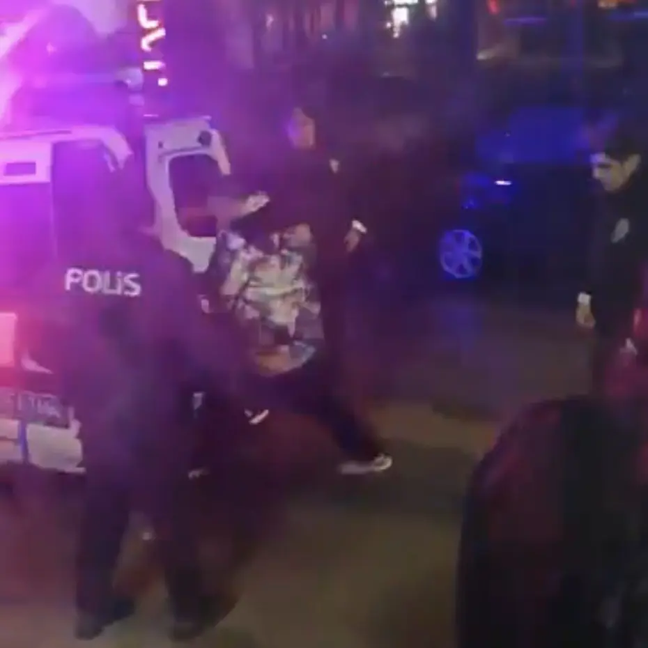 İzmir KYK Kız Yurdu’nda Taciz Skandalı: Müdür Görevden Alındı!