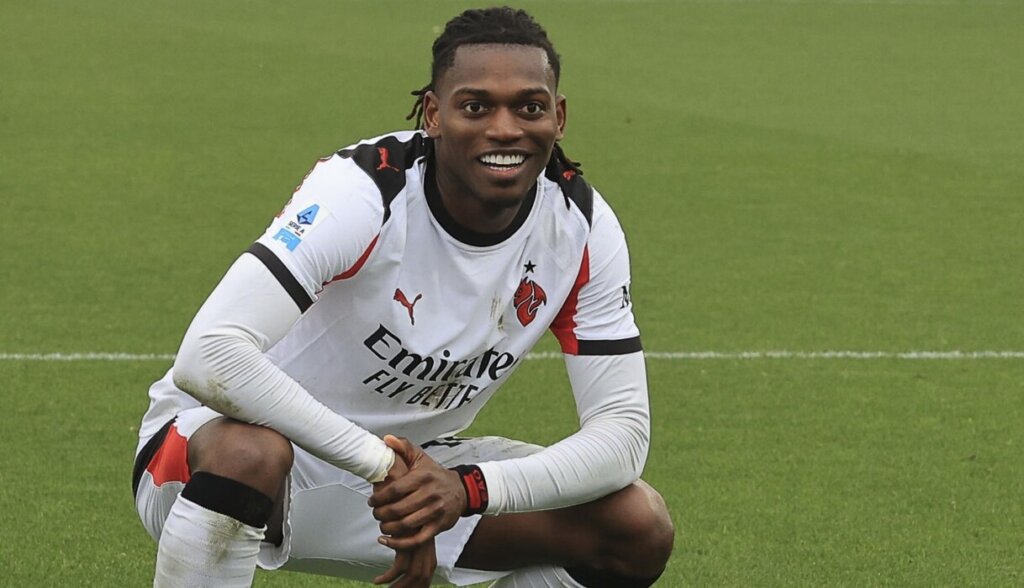 Leao’nun Milan’da Tarih Yazma Yolculuğu: Bir Gol, Bir İmza ve Sonsuz Bir Hikaye