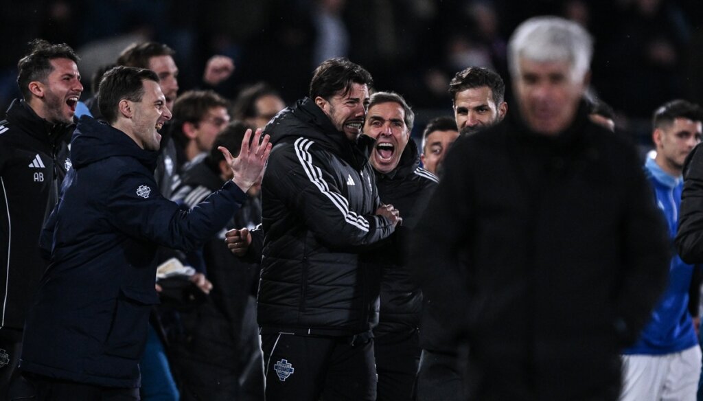 Como-Roma Maçında Tansiyon Yükseldi: Gasperini ve Fabregas Arasında Soğuk Rüzgarlar Esti