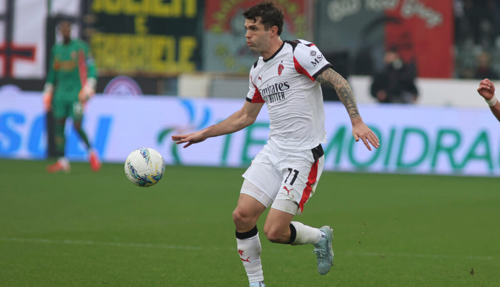 Milan Taraftarları Pulisic’i Sahipleniyor: Leao ile Kıyaslama Gündemde