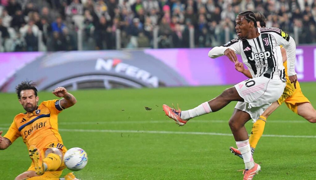 Juventus Taraftarının Sabır Taşı Çatladı: Cuadrado’ya Sosyal Medyadan Tepki!