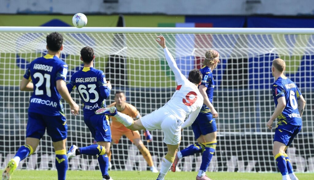 Verona-Genoa Maçında Montipò’nun Hataları ve De Rossi’nin Tepkisi