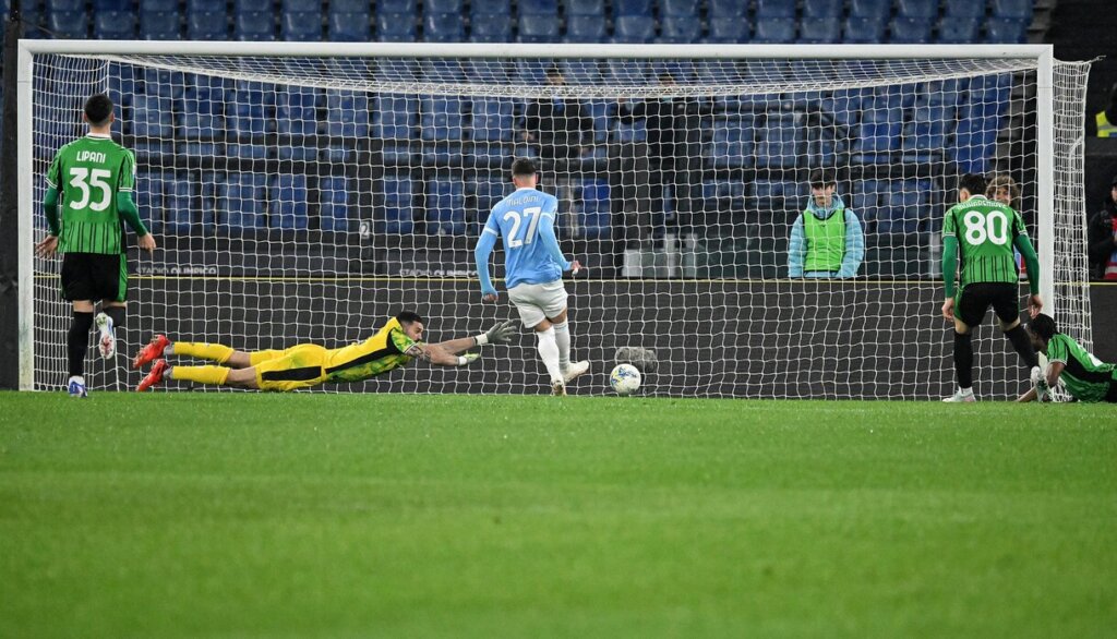 Lazio-Sassuolo Maçında Tartışmalı Anlar ve Sarri’nin Tepkisi