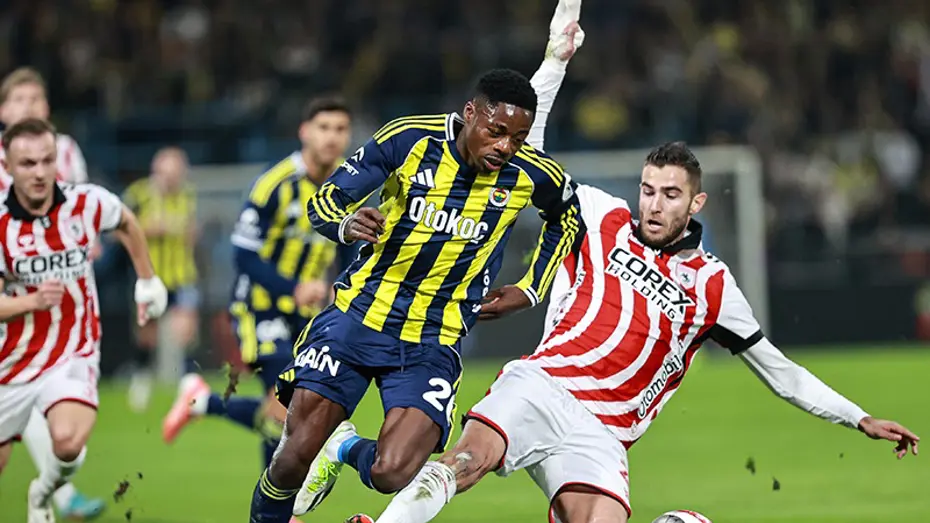 Fenerbahçe-Samsunspor Maçında İlk 11’de Şaşırtıcı İsimler!