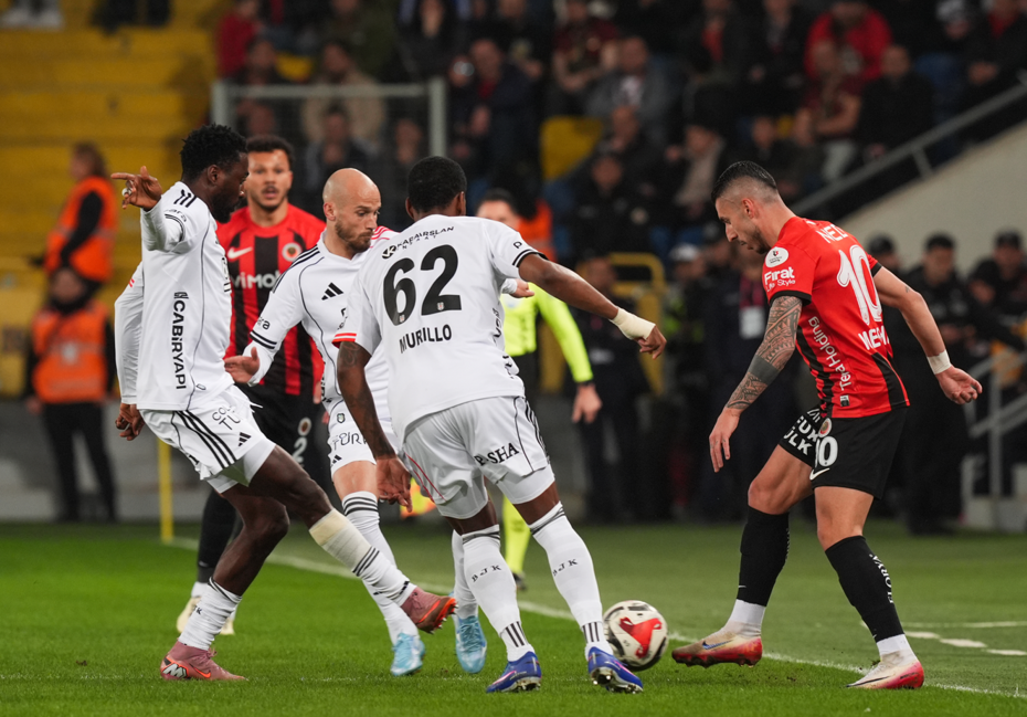 Beşiktaş, Gençlerbirliği’ni 2-0 Geçerek 3 Puanı Kaptı!