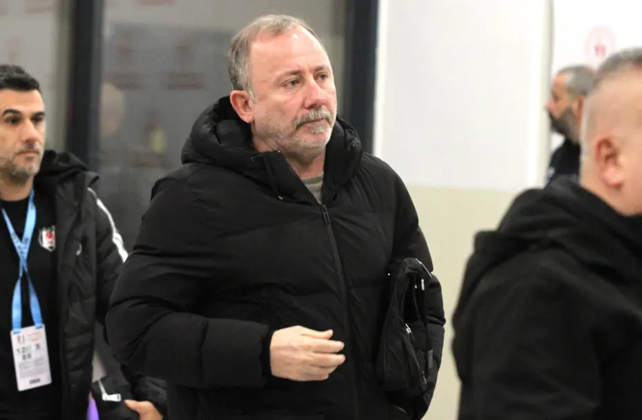 Sergen Yalçın Maç Sonrası Rahatsızlandı, Yardımcısı Basın Toplantısında!