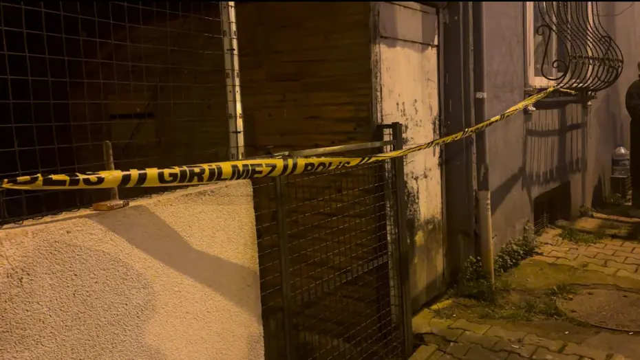 Sarıyer’de Toprak Kayması: Bina Sakinleri Tahliye Kararına İsyan Etti!