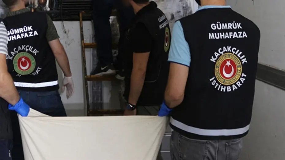 İstanbul Havalimanı’nda Kaçakçılık Operasyonu: 4 Gümrük Memuru Yakalandı!