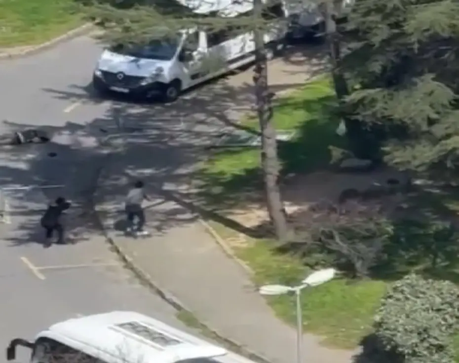 İstanbul’da İsrail Konsolosluğu Önünde Şok Çatışma: Saldırganlar Etkisiz Hale Getirildi!